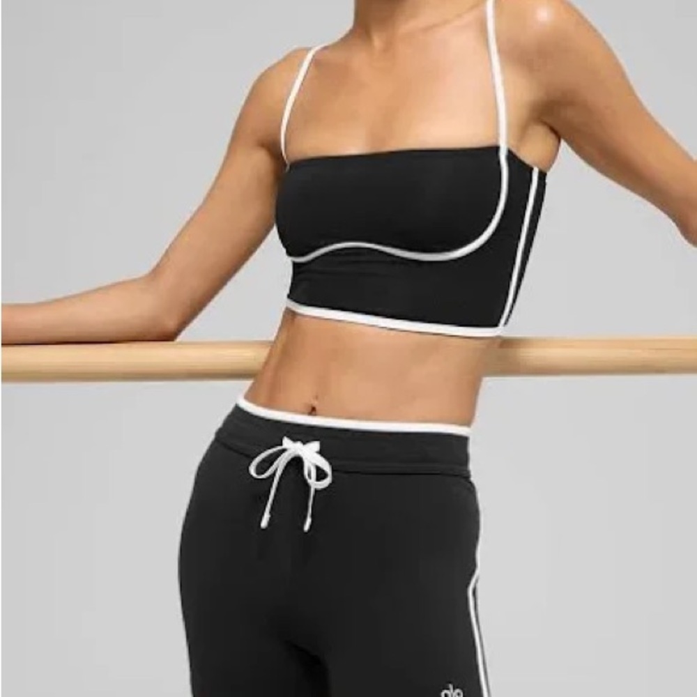 ALO YOGA Black Contrast-Trim Crop Tank